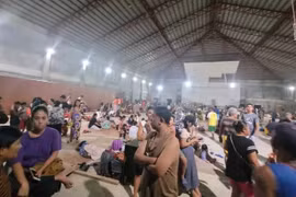Động đất mạnh ở Philippines, cảnh báo sóng thần và người dân phải sơ tán
