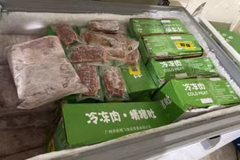 “Đột kích” 2 cơ sở kinh doanh vi phạm, phát hiện xử lý hơn 1 tấn thực phẩm bẩn