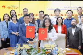 Tăng cường hợp tác giữa Báo Đại biểu Nhân dân và Trường Đại học KHXH&NV