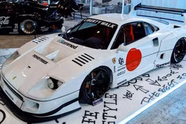 Siêu xe Ferrari F40 giá triệu đô khoác thêm gói độ đặc biệt