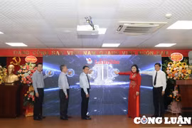 Tạp chí Người Làm Báo ra mắt giao diện điện tử phiên bản mới