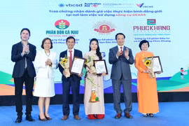 PVCFC tham gia Diễn đàn doanh nghiệp VBCWE và nhận chứng nhận bình đẳng giới GEARS