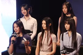 NewJeans giành giải Nghệ sĩ K-Pop toàn cầu tại Billboard Awards 2023