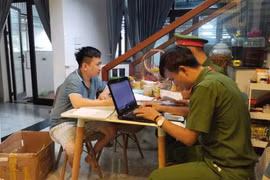 Bắt ông trùm cung cấp linh kiện chế tạo súng
