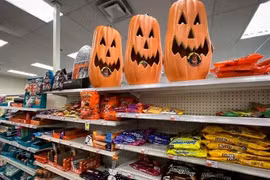 CNBC: Socola dịp Halloween năm nay có thể đắt và nhỏ hơn vì El Nino