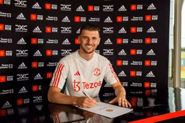 Lộ mức lương mà Mason Mount nhận khi khoác áo MU