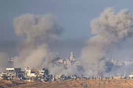 Israel nối lại các hoạt động tấn công trên bộ ở Gaza, chiến sự ngày càng khốc liệt