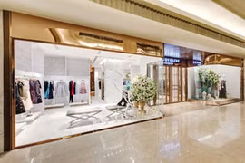 Thời trang và Mỹ phẩm Duy Anh (DAFC) của gia đình ông Jonathan Hạnh Nguyễn báo lỗ