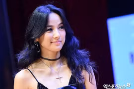 Lee Hyori trình diễn đầy phấn khích bên chồng nhạc sĩ