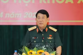 Cử tri kiến nghị có chính sách hỗ trợ mua sách giáo khoa kịp thời cho học sinh vùng đặc biệt khó khăn