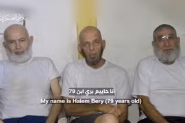Hamas đăng video về ba con tin lớn tuổi người Israel