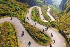 Hà Giang khai thác tiềm năng du lịch mạo hiểm