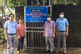 100% xã có đường ô tô đến trung tâm, 97% người dân được sử dụng điện lưới quốc gia