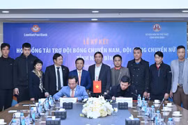 LienVietPostBank tài trợ cho 2 Đội bóng chuyền nam - nữ Ninh Bình