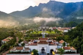 Quảng Ninh: Phát triển du lịch trên nền tảng các di sản văn hóa