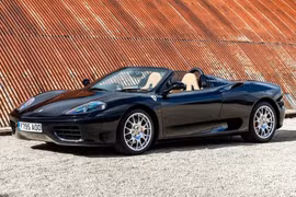 Siêu xe Ferrari 360 của David Beckham được rao bán