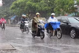 Dự báo thời tiết 4/1/2023: Cảnh báo mưa lớn cục bộ, lốc, sét ở khu vực Quảng Bình đến Khánh Hòa