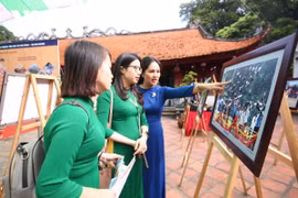Khai mạc triển lãm “Hà Nội – 15 năm mở rộng địa giới hành chính”