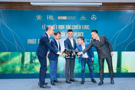 Lễ ký kết hợp tác chiến lược phân phối thẻ Peace và phát triển resort nghỉ dưỡng 5 sao Maman