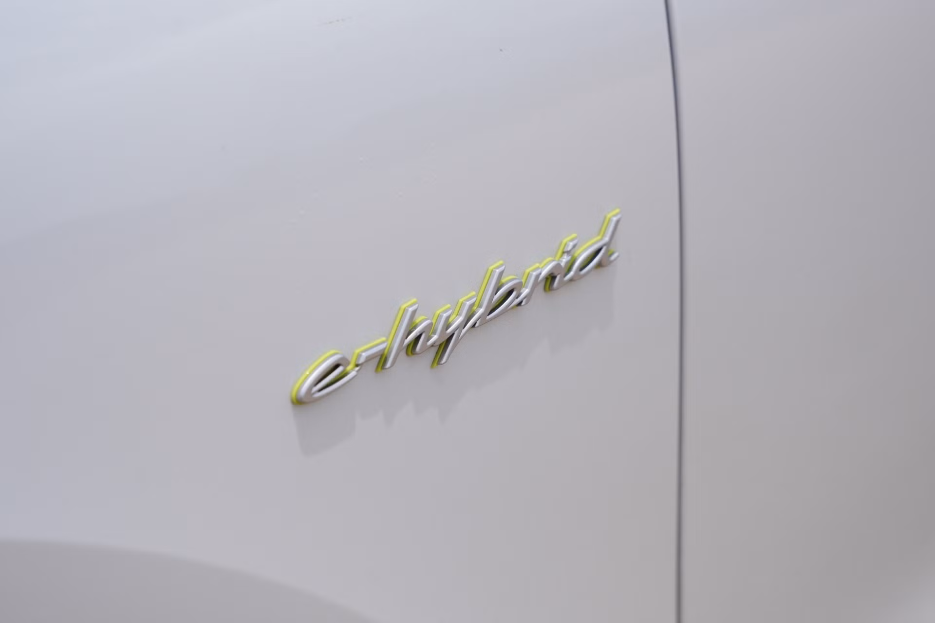 porsche-cayenne-e-hybrid-13.jpg