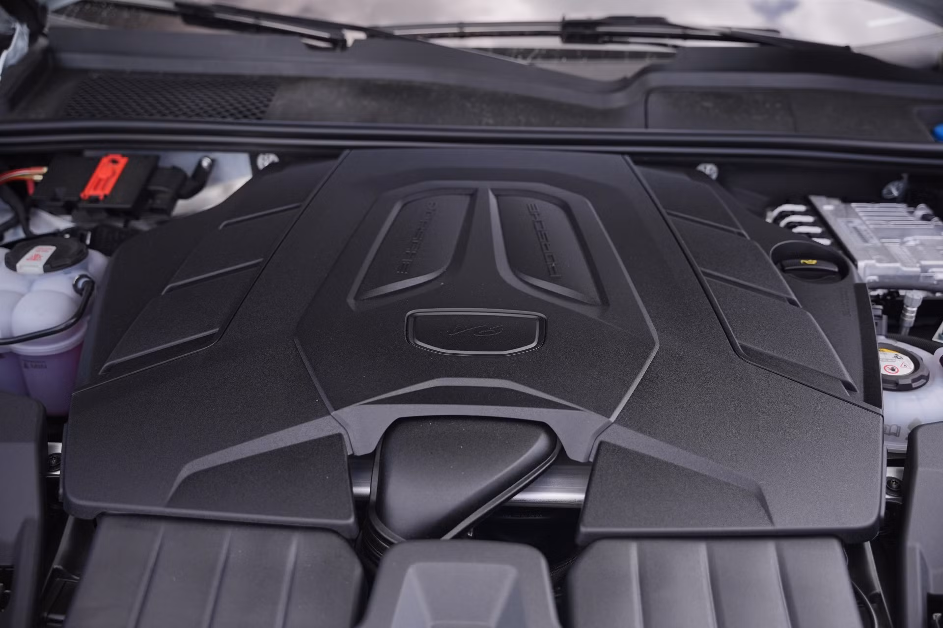 porsche-cayenne-e-hybrid-6.jpg