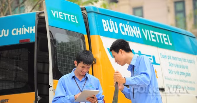 Miễn 100% dịch vụ chuyển phát nhanh công ích.