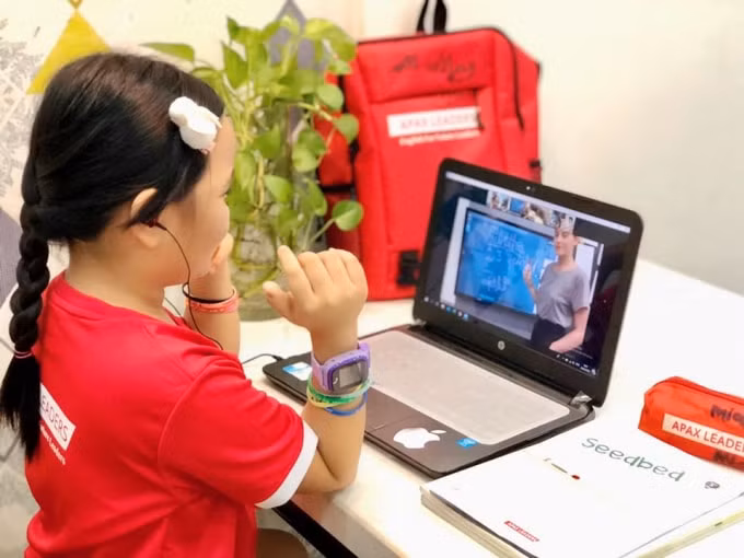 Học sinh của Apax Leaders háo hức với giờ học tiếng Anh trực tuyến ESL-LIVE tại nhà