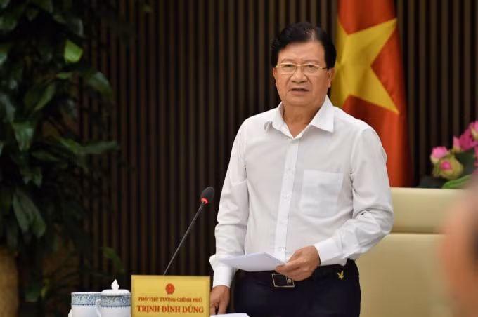 Phó Thủ tướng Trịnh Đình Dũng yêu cầu lập quy hoạch tỉnh Tuyên Quang cần xây dựng quan điểm, xác định mục tiêu và lựa chọn các phương án phát triển, phương án quy hoạch, phương hướng phát triển các ngành quan trọng và phương án tổ chức hoạt động kinh tế - xã hội trên địa bàn tỉnh.
