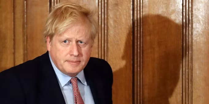 Thủ tướng Anh Boris Johnson xuất hiện trong cuộc họp báo ngày 12.3.