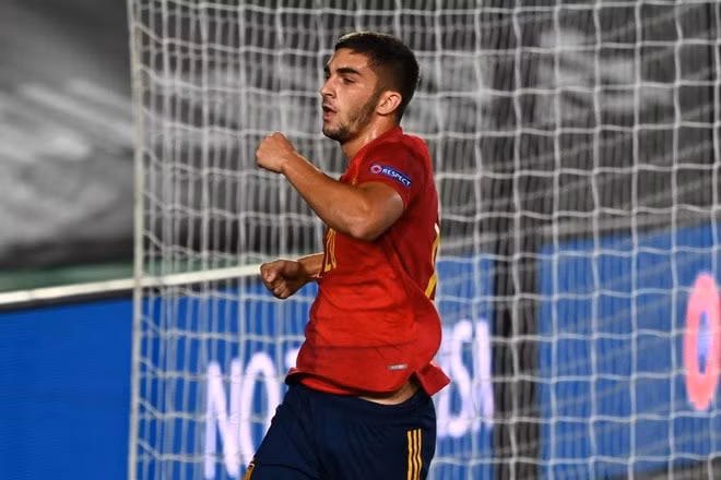 Cầu thủ Ferran Torres giúp Tây Ban Nha chiến thắng 4-0 trước Ukaine. Ảnh: internet.