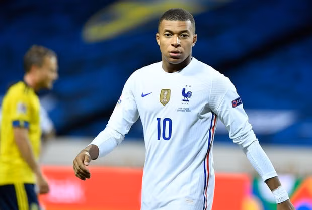 Cầu thủ Mbappe trong trận đấu với Thuỵ Điển hôm 5/9. Ảnh: internet.
