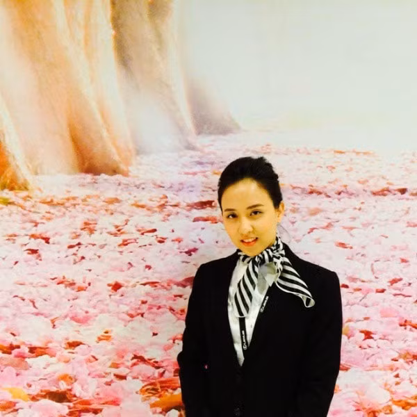 chị gái hương giang.3