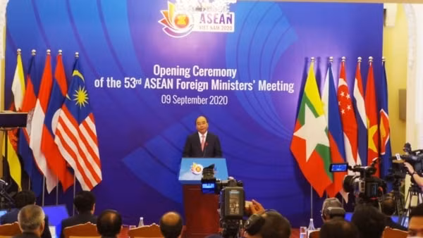 Thủ tướng Chính phủ Nguyễn Xuân Phúc, Chủ tịch ASEAN 2020 phát biểu khai mạc AMM 53