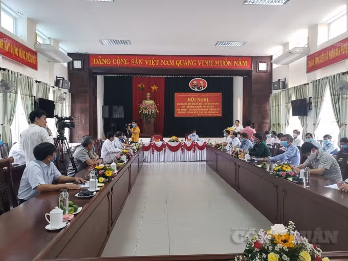 Toàn cảnh Hội nghị bàn giao.