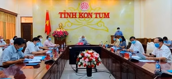 Hội nghị trực tuyến tổng kết Đại hội điểm cấp cơ sở của Tỉnh ủy Kom Tum nhiệm kỳ 2020 - 2025. Ảnh: kontum.gov.vn
