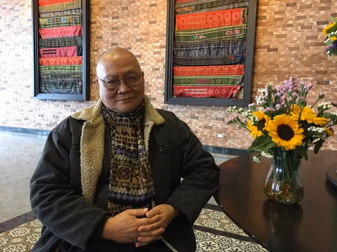 GS.KTS Hoàng Đạo Kính.