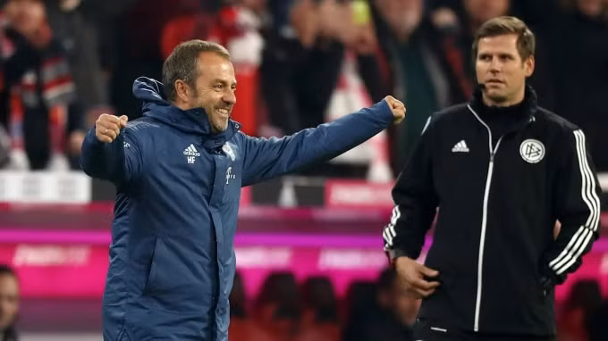 Huấn luyện viên tạm quyền của Bayern Munich, Hansi Flick đang làm rất tốt nhiệm vụ. Ảnh: Getty
