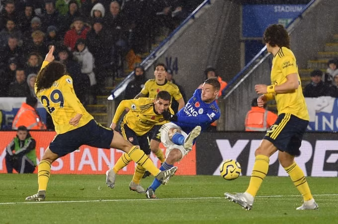 Arsenal thi đấu bạc nhược trước Leicester City và phải chấp nhận thất bại cách biệt 0-2. Ảnh: Getty