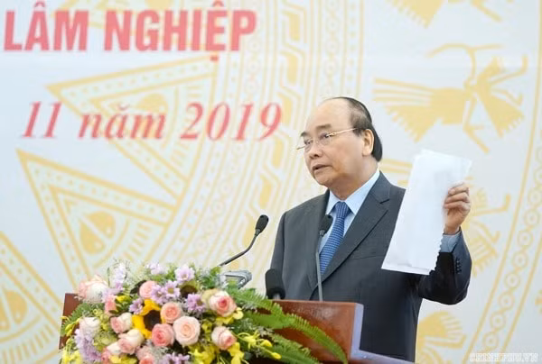 Thủ tướng phát biểu tại Hội nghị sơ kết 5 năm thực hiện Nghị quyết số 30-NQ/TW của Bộ Chính trị. Ảnh: VGP