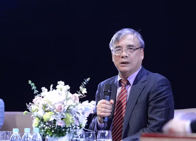TS Trần Đình Thiên, chuyên gia kinh tế, thành viên Tổ Tư vấn kinh tế của Thủ tướng, Nguyên Viện trưởng Viện Kinh tế Việt Nam