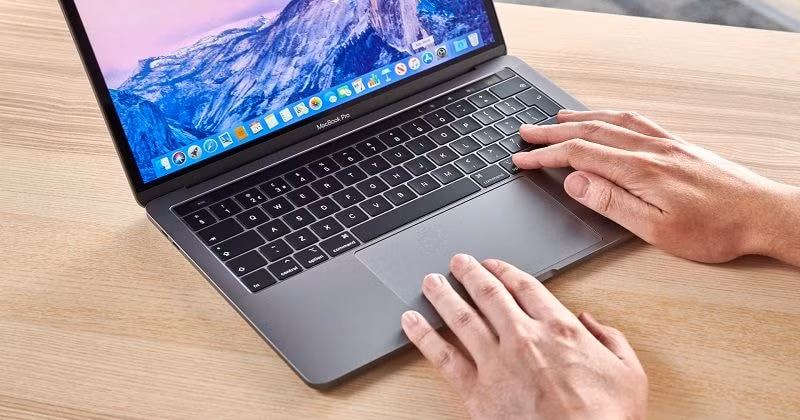Macbook luôn là mặt hàng được Fan 