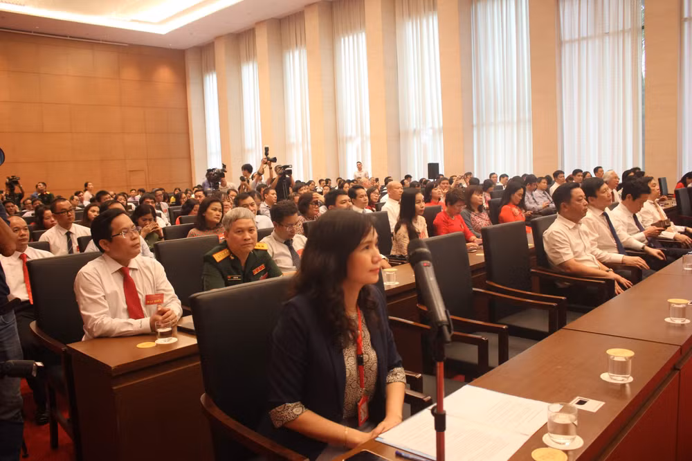 Dự buổi gặp mặt có 187 người làm báo tiêu biểu đại diện cho hơn 42 nghìn người làm báo trong cả nước.