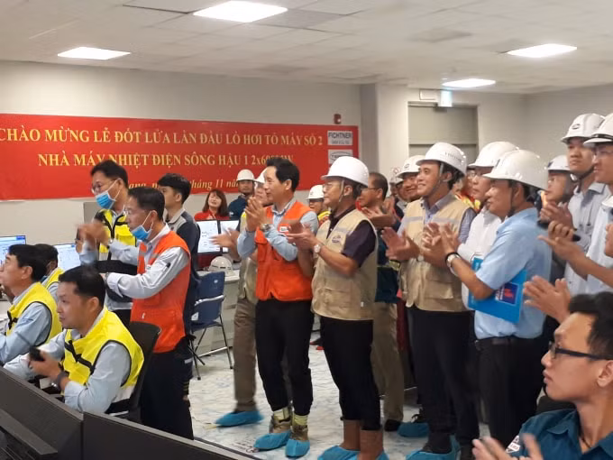 Sự kiện thành công tốt đẹp, tiếp tục đánh dấu thêm một mốc quan trọng quyết định tiến độ và thành công của Dự án NMNĐ Sông hậu 1