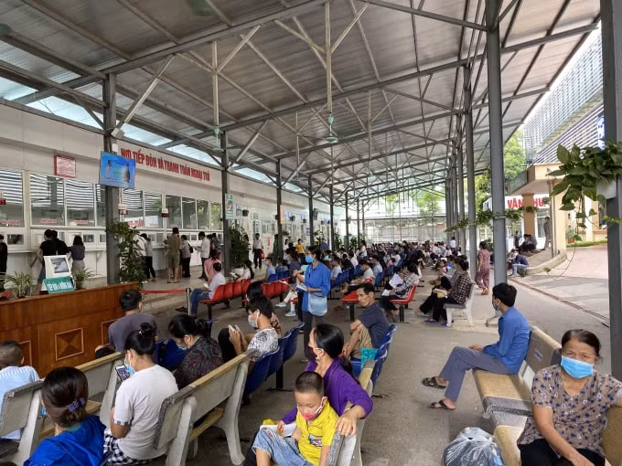 Ngành Y tế tỉnh Vĩnh Phúc đảm bảo tốt nhất việc khám chữa bệnh cho nhân dân.