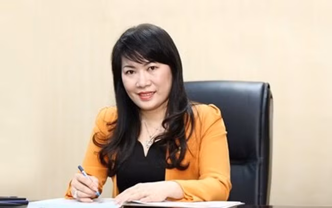 ba luong thi cam tu ngoi ghe chu tich eximbank hinh 1