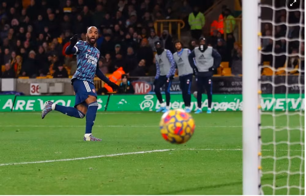thang wolves arsenal chiem vi tri thu 5 cua man united hinh 8