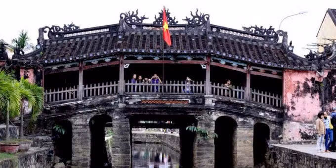 nhung dia danh noi tieng duoc in tren to tien cua viet nam hinh 16