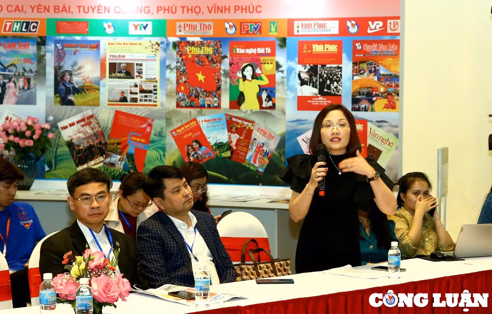 day manh ung dung cong nghe thong tin trong dao tao boi duong nghiep vu bao chi hinh 9