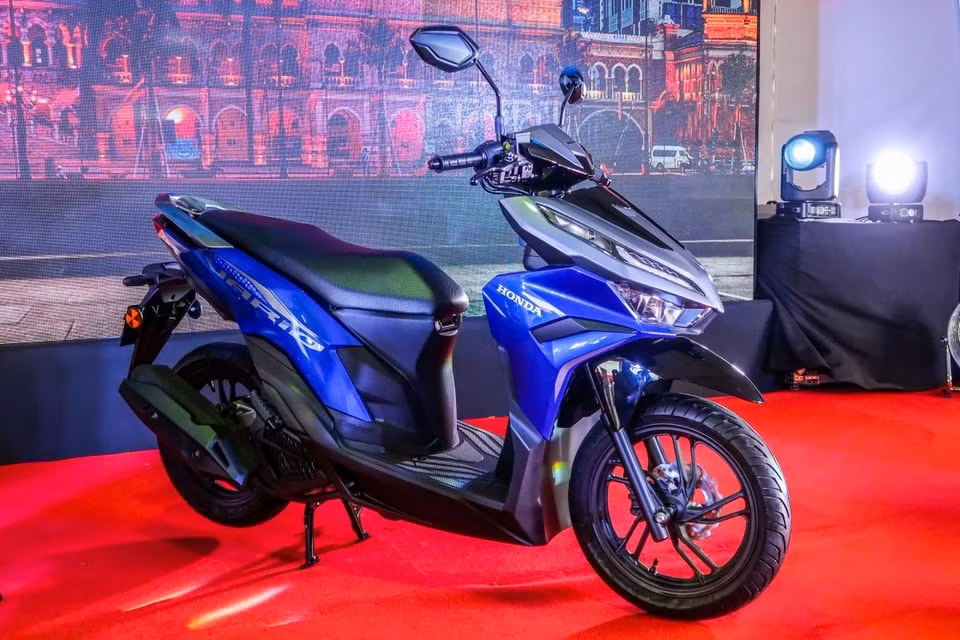 honda vario 125 2023 ra mat tai thi truong malaysia co ba lua chon mau sac hinh 1