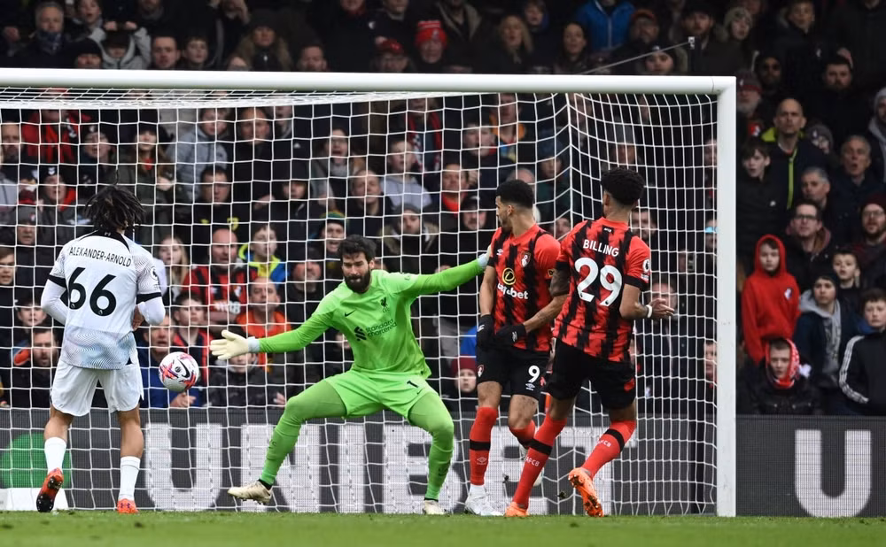 salah da hong 11m liverpool thua doi bet bang bournemouth hinh 2